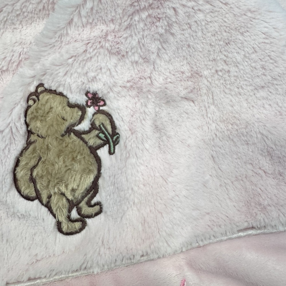 Vintage Winnie the Pooh small pink blanket 26x28 in - Picture 3 of 5